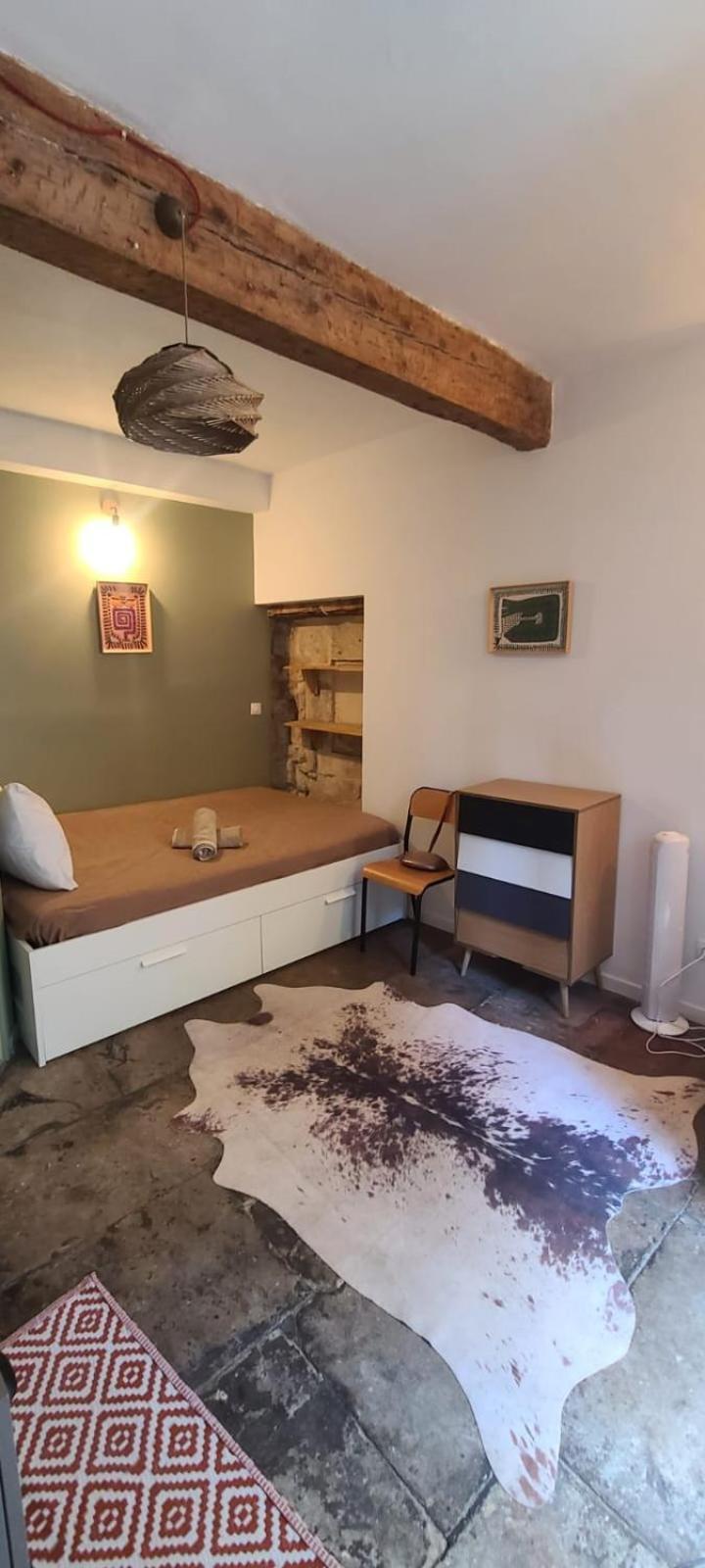 Studio Au Coeur Historique De Montpellier, 2 Personnes Et Wifi المظهر الخارجي الصورة