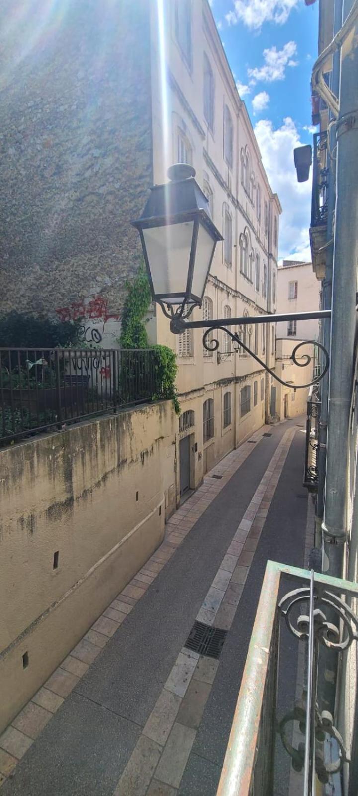 Studio Au Coeur Historique De Montpellier, 2 Personnes Et Wifi المظهر الخارجي الصورة