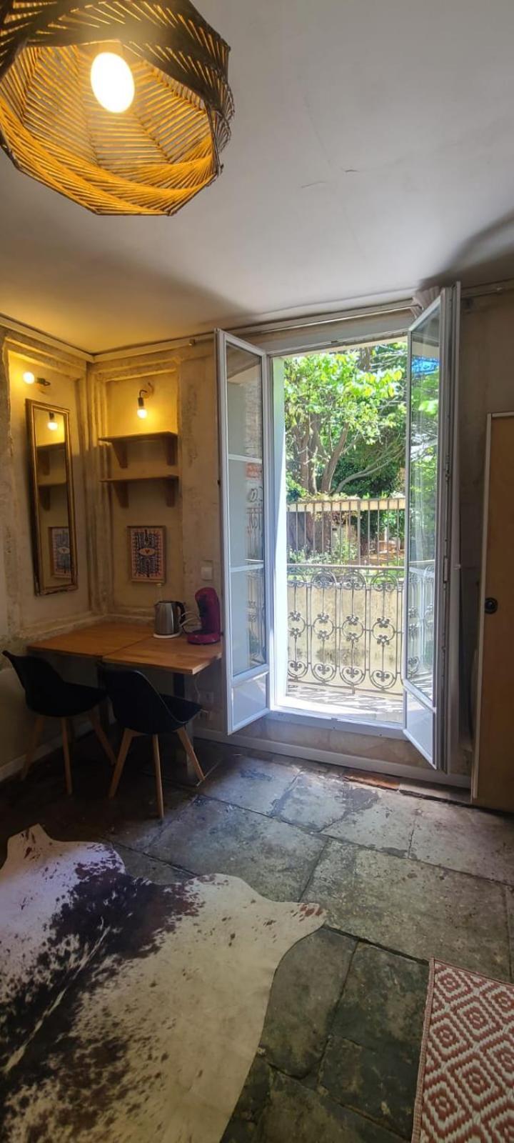 Studio Au Coeur Historique De Montpellier, 2 Personnes Et Wifi المظهر الخارجي الصورة